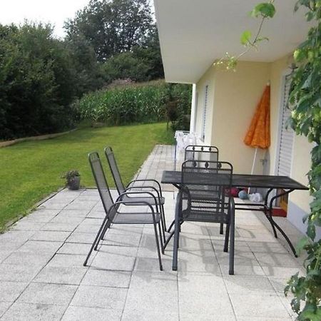 Holiday Flat With Swimming Pool In Prackenbach Viechtach Eksteriør billede