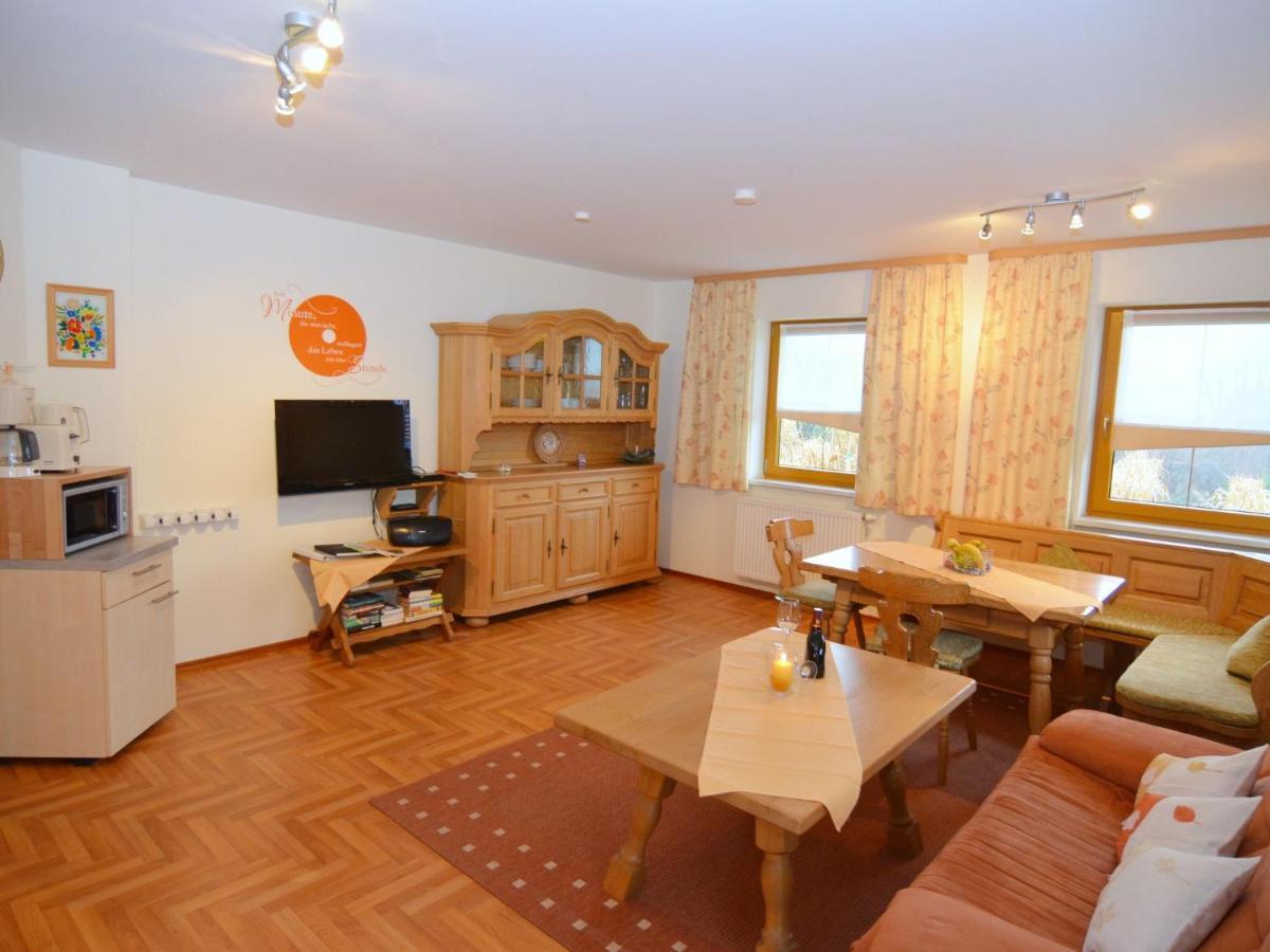 Holiday Flat With Swimming Pool In Prackenbach Viechtach Eksteriør billede