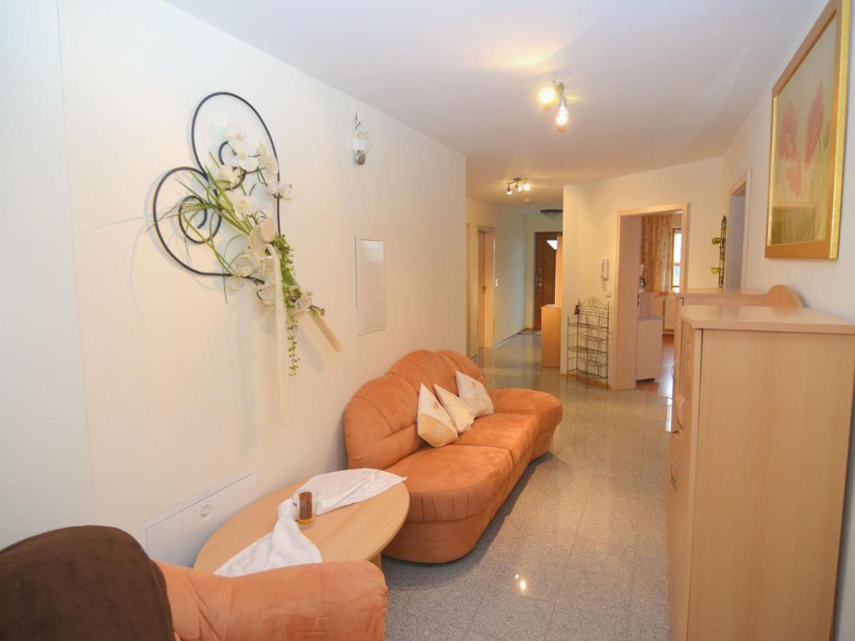Holiday Flat With Swimming Pool In Prackenbach Viechtach Eksteriør billede