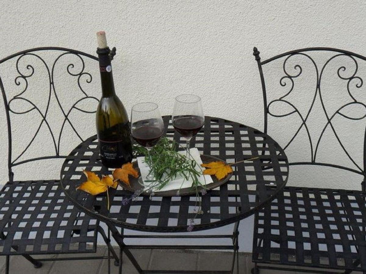Holiday Flat With Swimming Pool In Prackenbach Viechtach Eksteriør billede